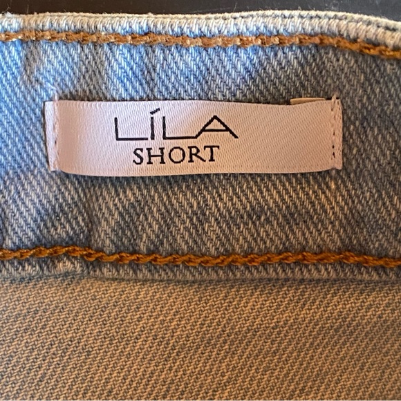 ☀️ Sofía Jeans By Sofia Vergara, Líla, Mid Rise, Hi-Low, Jean Shorts - Picture 5 of 15